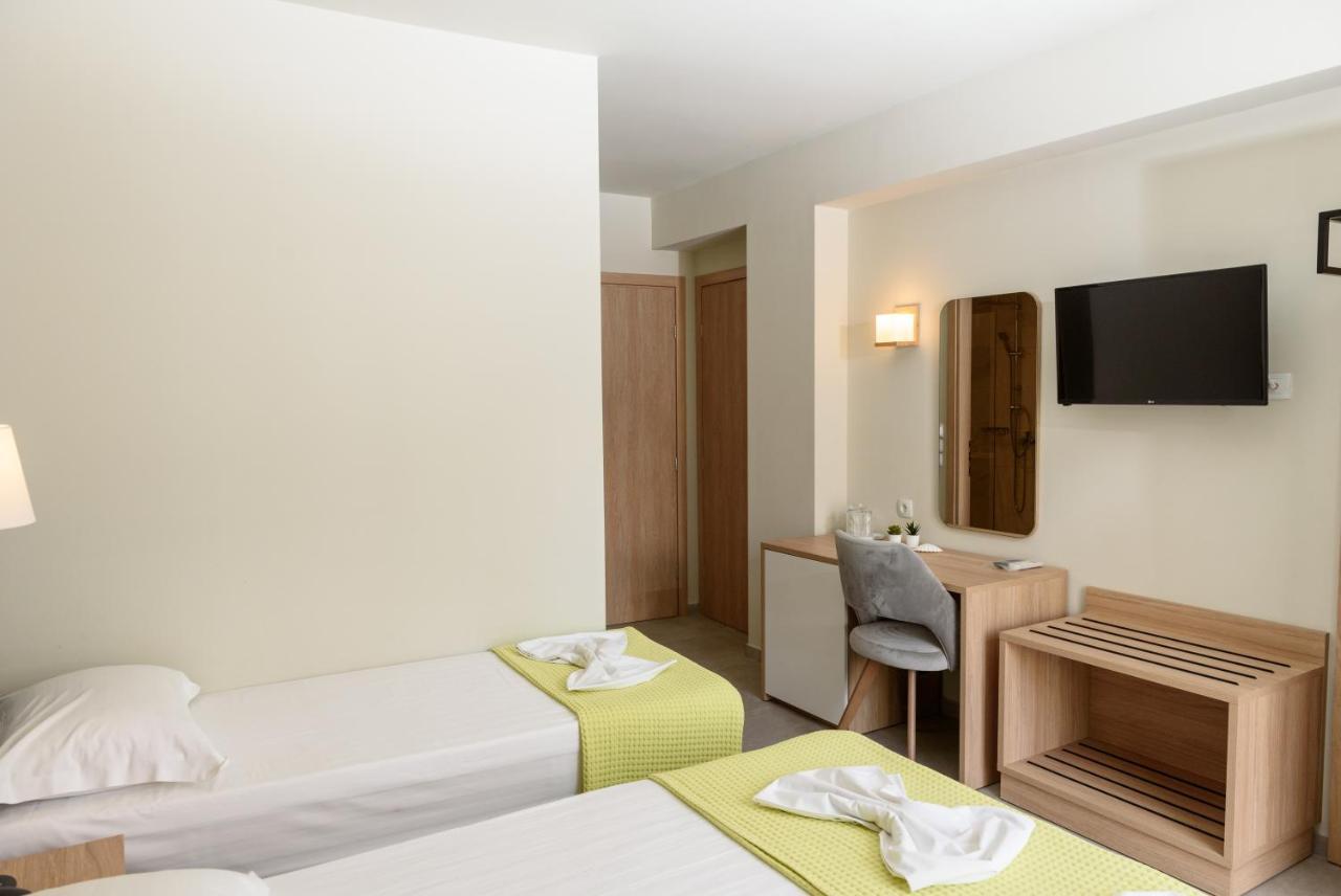 Regina Mare Hotel Kateríni Ngoại thất bức ảnh