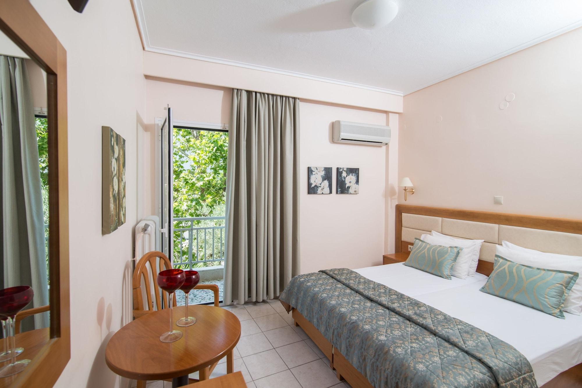 Regina Mare Hotel Kateríni Ngoại thất bức ảnh