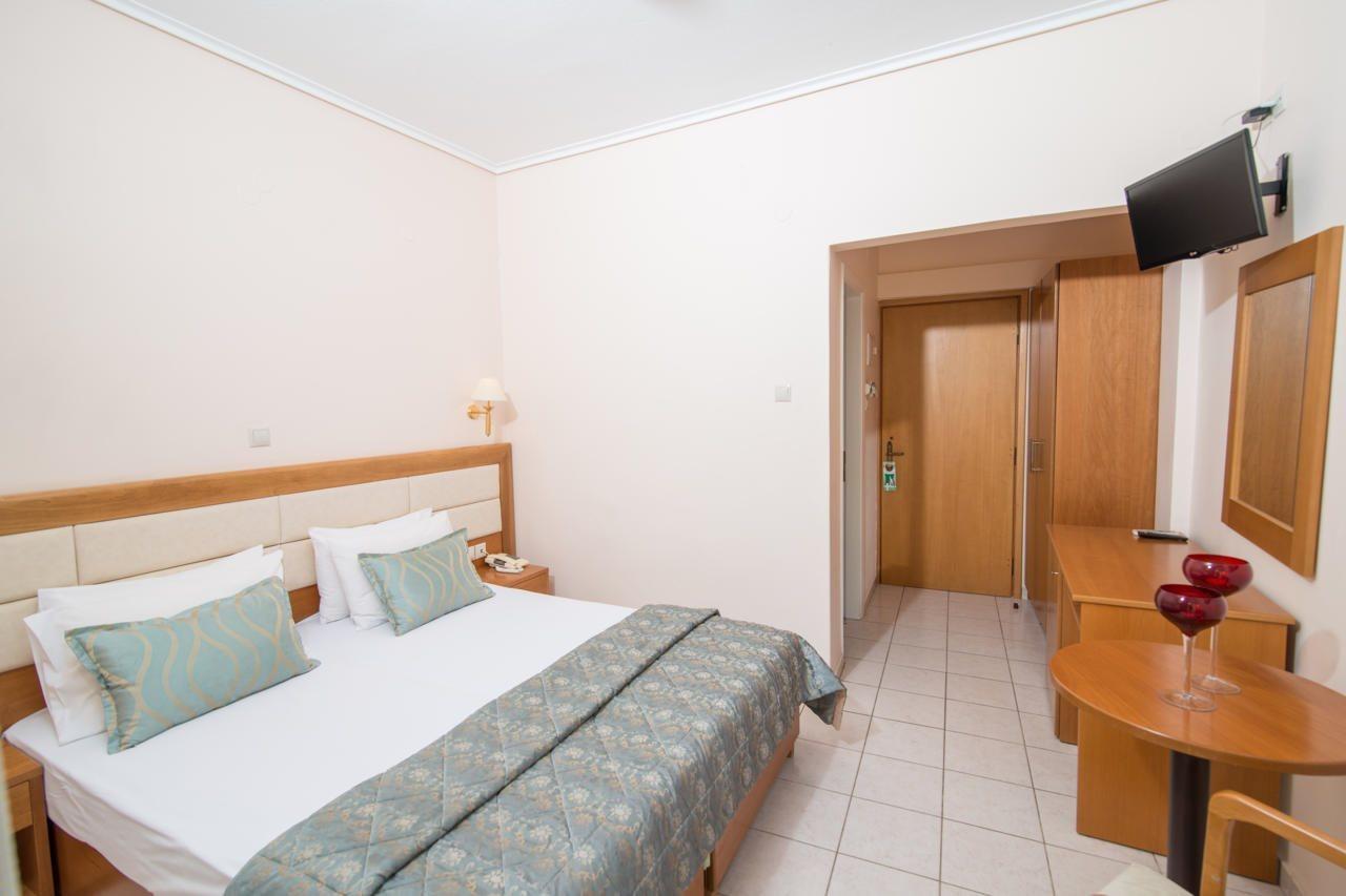 Regina Mare Hotel Kateríni Ngoại thất bức ảnh