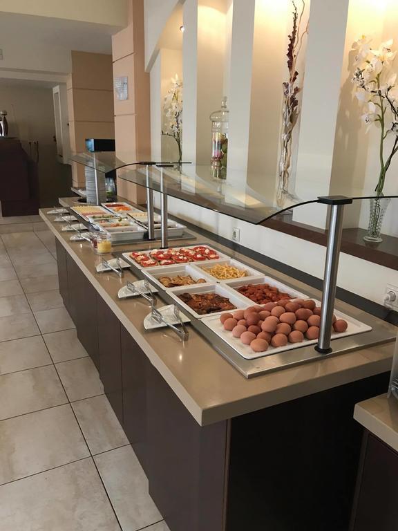 Regina Mare Hotel Kateríni Ngoại thất bức ảnh