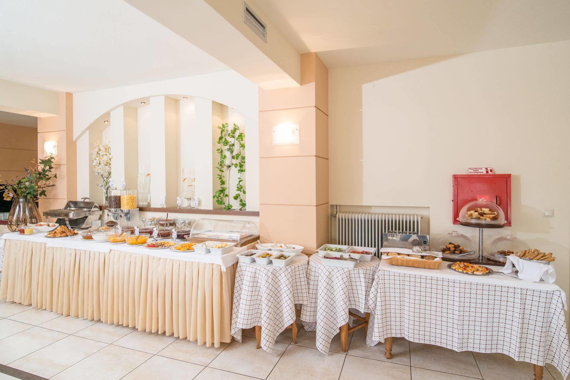 Regina Mare Hotel Kateríni Ngoại thất bức ảnh