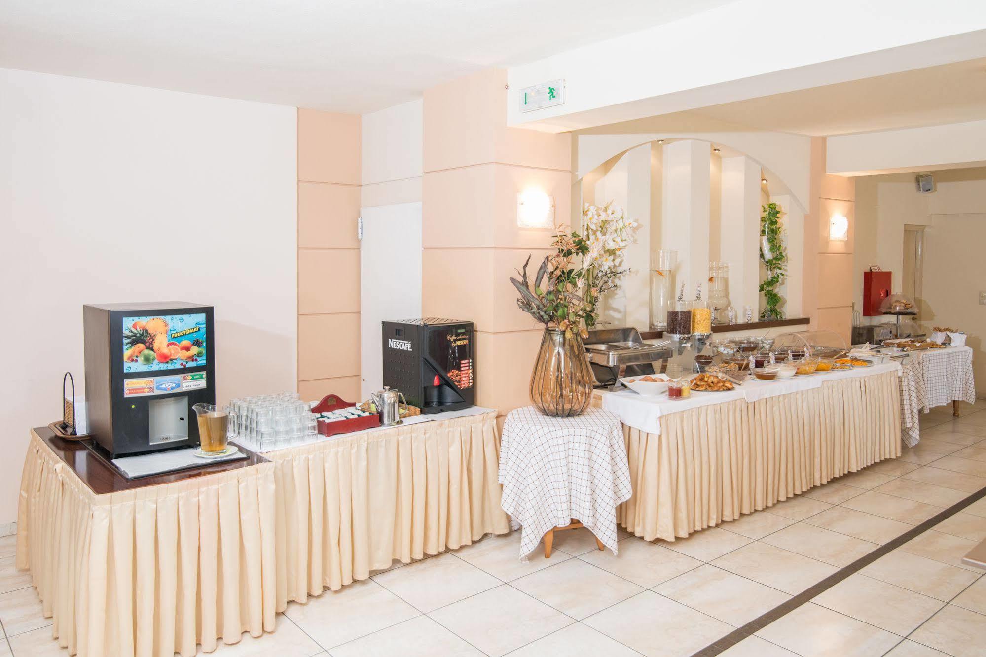 Regina Mare Hotel Kateríni Ngoại thất bức ảnh